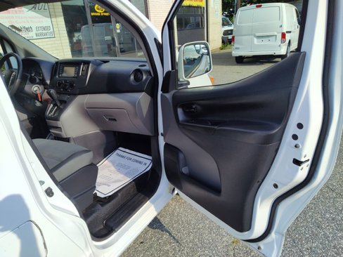 Used 2018 Nissan NV200 SV image 20