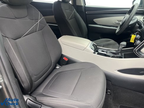 Used 2023 Hyundai Tucson SE image 21
