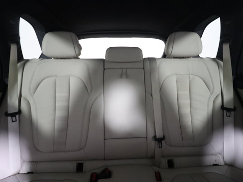 Used 2020 BMW X5 xDrive40i w/ M Sport Package image 14