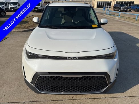 Used 2023 Kia Soul LX w/ Option Group 015 image 2