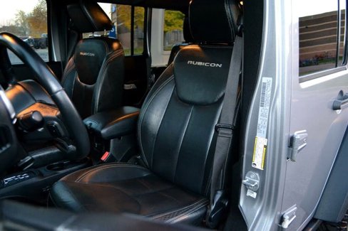Used 2015 Jeep Wrangler Unlimited Rubicon w/ Dual Top Group image 25