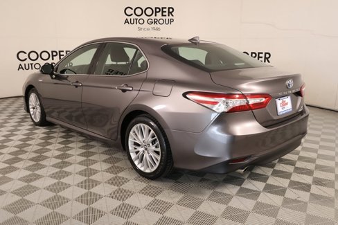 Used 2019 Toyota Camry LE image 24