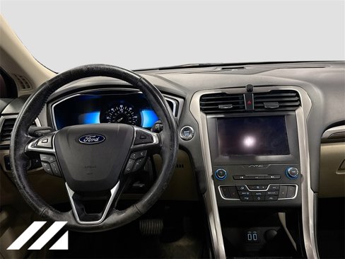 Used 2019 Ford Fusion SEL image 24