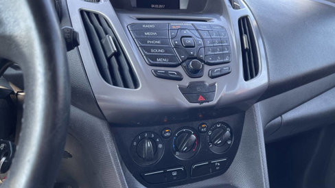 Used 2017 Ford Transit Connect XLT image 29