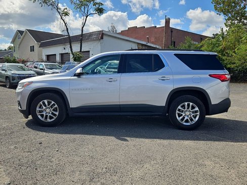 Used 2020 Chevrolet Traverse LT w/ Driver Confidence II Package image 5