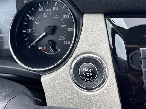Used 2020 Nissan Rogue Sport SV w/ All-Weather Package image 27