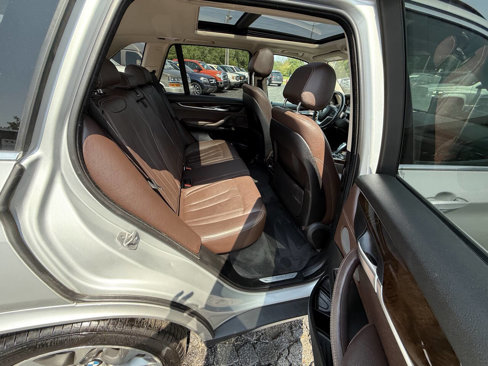 Used 2015 BMW X5 xDrive35d image 25