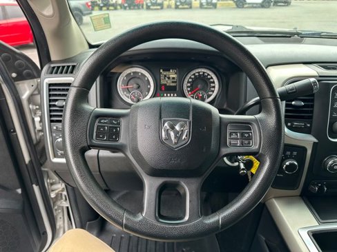 Used 2014 RAM 2500 SLT image 12