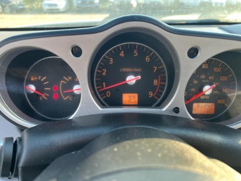 Used 2007 Nissan 350Z Touring image 9