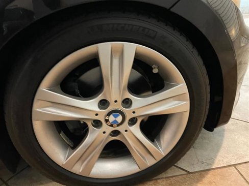 Used 2009 BMW 128i Convertible image 41