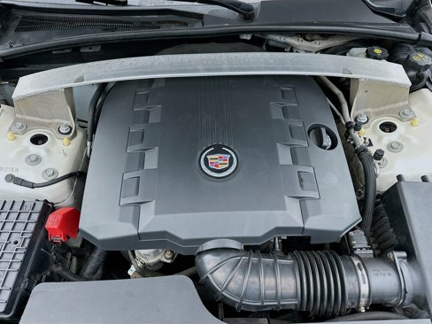 Used 2011 Cadillac CTS Premium image 31