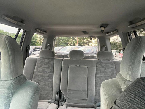 Used 2005 Honda Pilot EX image 7