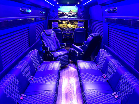 Used 2024 Mercedes-Benz Sprinter 3500 image 34