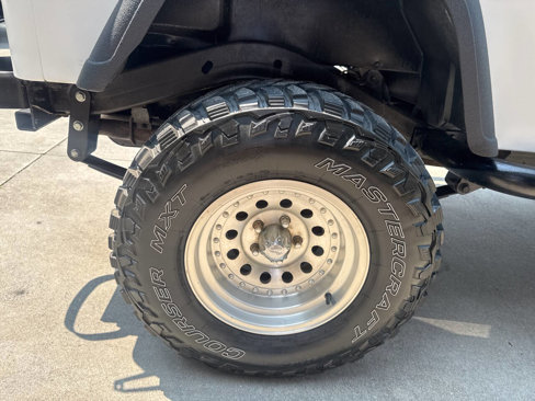 Used 1993 Jeep Wrangler S image 19