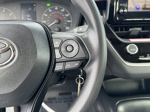 Used 2024 Toyota Corolla LE image 24