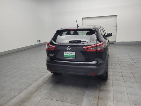Used 2021 Nissan Rogue Sport S image 7