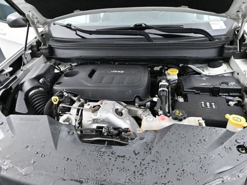 Used 2019 Jeep Cherokee Trailhawk image 32