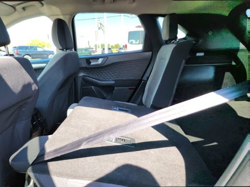Used 2020 Ford Escape SE image 31
