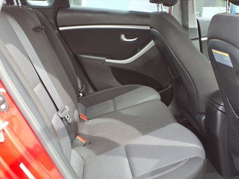 Used 2014 Hyundai Elantra GT image 14