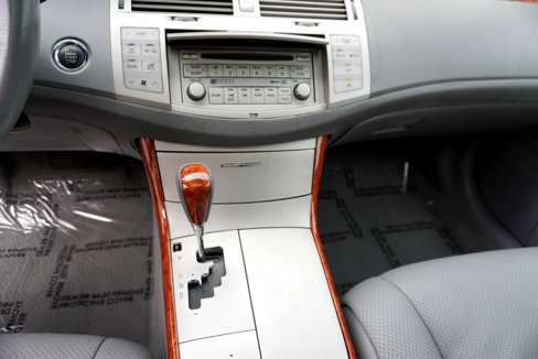 Used 2005 Toyota Avalon XL image 18