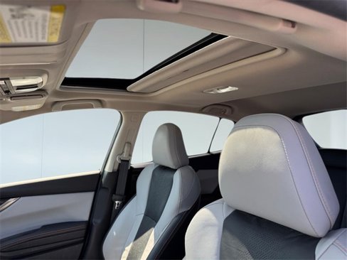 Used 2019 Subaru Crosstrek 2.0i Limited w/ Moonroof Package w/Navigation image 11