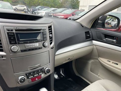 Used 2013 Subaru Outback 2.5i Premium w/ All-Weather Pkg image 25