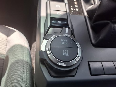 New 2025 Toyota Tacoma SR5 image 26