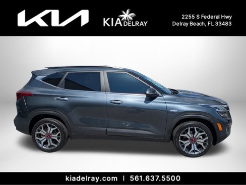 Certified 2023 Kia Seltos SX w/ SX Sunroof Package image 3
