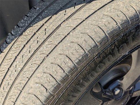Used 2021 Jeep Cherokee Latitude Plus image 10