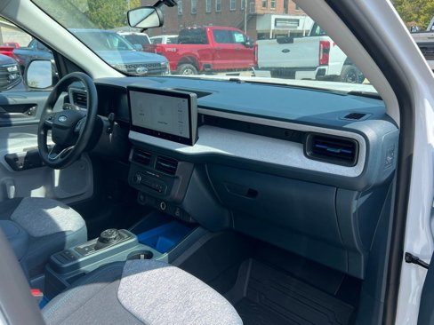 New 2025 Ford Maverick XLT image 21