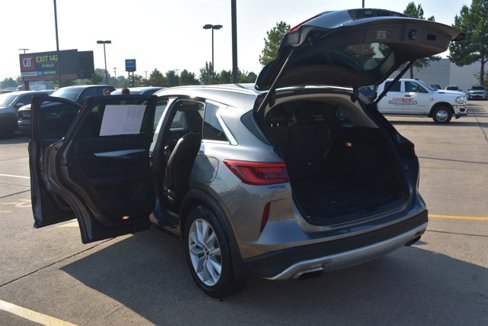 Used 2019 INFINITI QX50 Luxe w/ Cargo Package image 17