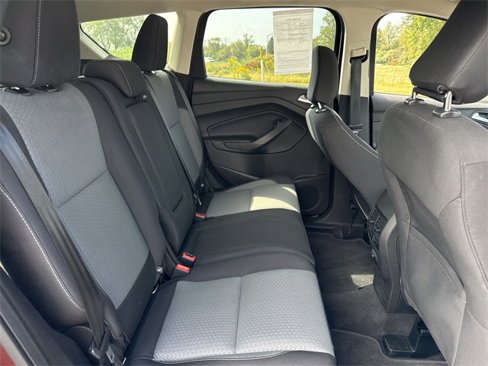 Used 2018 Ford Escape SE image 14