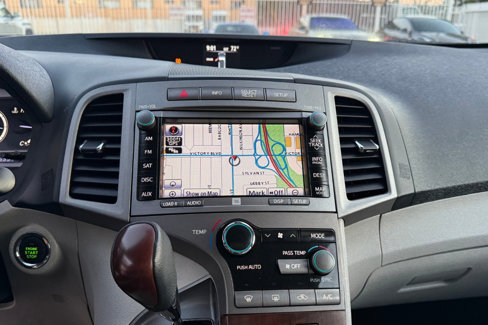 Used 2012 Toyota Venza LE image 12