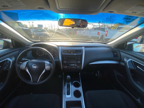 Used 2013 Nissan Altima 2.5 S image 17