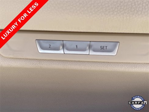 Used 2018 BMW 740i image 25