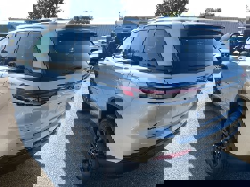New 2025 Jeep Grand Cherokee Altitude image 7