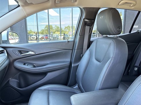 Used 2024 Buick Encore GX Sport Touring w/ Comfort Package image 15