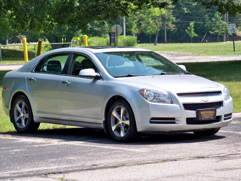Used 2012 Chevrolet Malibu LT image 2
