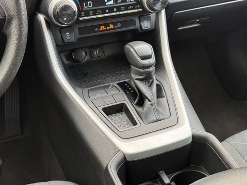 Used 2023 Toyota RAV4 XLE image 17