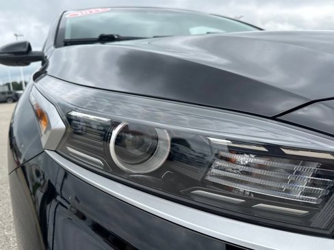 Used 2022 Kia Forte LXS w/ LXS Technology Package image 10