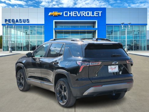 New 2026 Chevrolet Equinox LT w/ Midnight Edition image 4