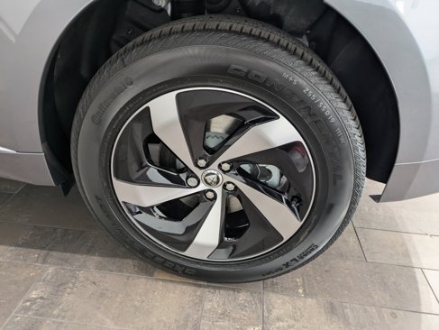 New 2026 Jaguar F-PACE R-Dynamic S image 14