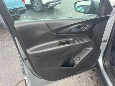 Used 2024 Chevrolet Equinox LT w/ LPO, Floor Liner Package image 18