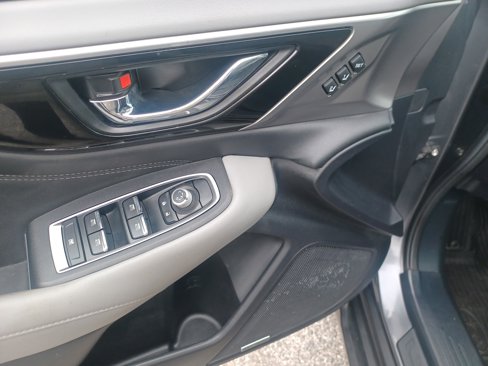Used 2021 Subaru Outback Limited XT image 9