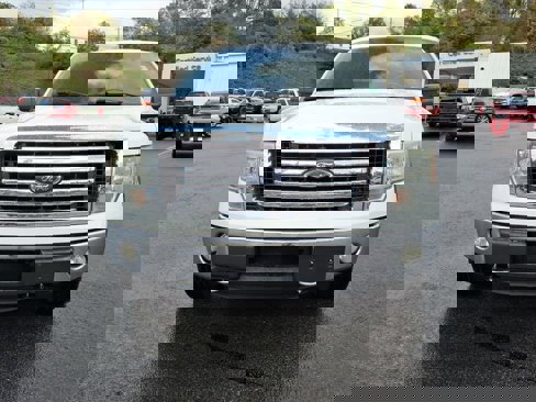 Used 2012 Ford F150 XLT w/ XLT Chrome Pkg image 10