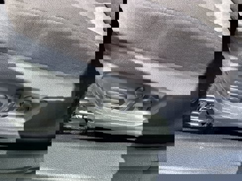 Certified 2018 Toyota Camry LE image 8