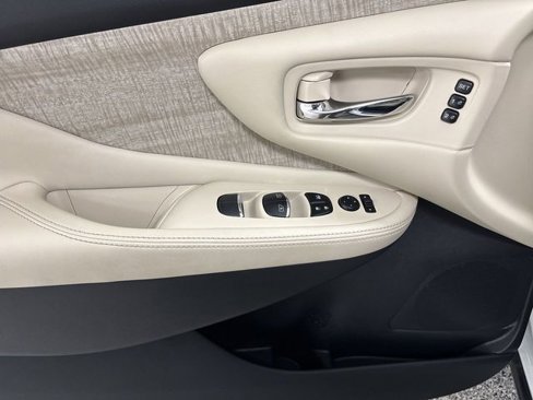 Used 2020 Nissan Murano SL image 3