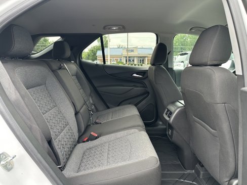 Used 2022 Chevrolet Equinox LT image 11