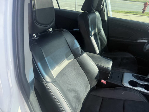 Used 2013 Toyota Camry SE image 14