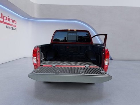 Used 2015 Nissan Frontier SV image 19